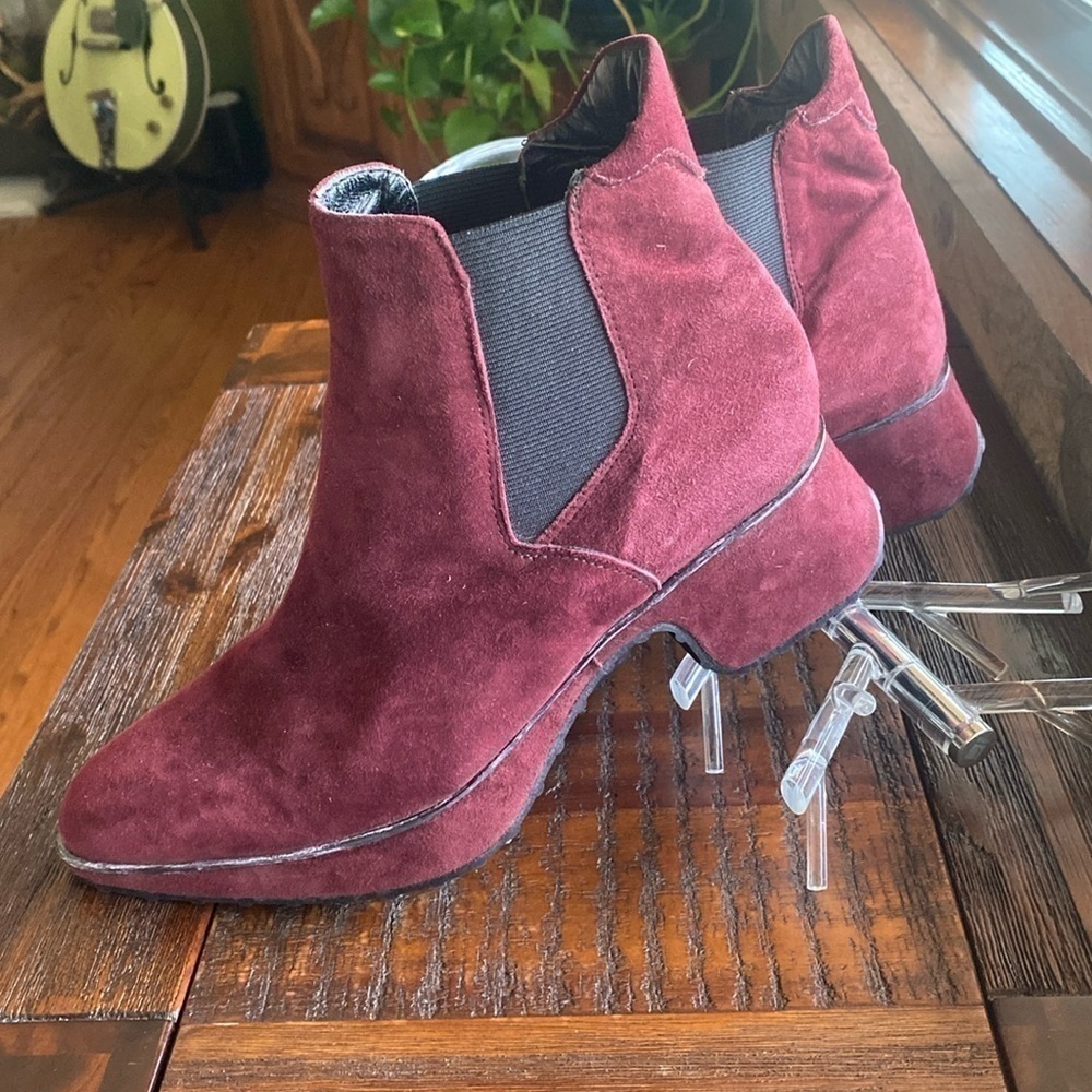 Stephane Kelian Paris burgundy wine suede booties - Picture 16 of 16